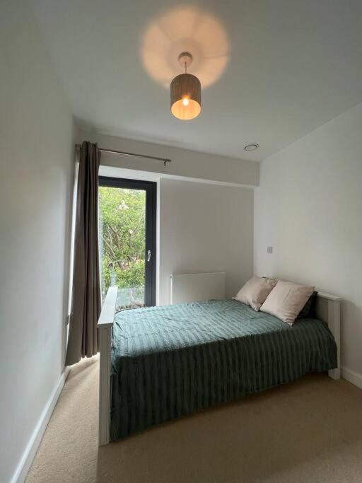 2 Bedroom Modern City Centre Bournemouth Apartment Ngoại thất bức ảnh